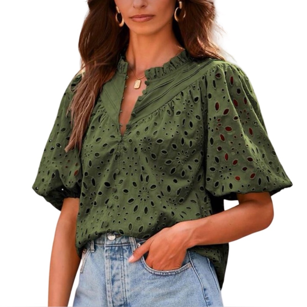 NWOT Pretty Garden Eyelet Blouse - Picture 2 of 11
